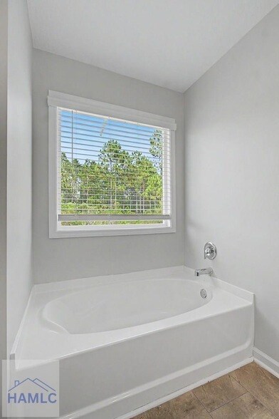 Building Photo - 454 Brightleaf Cir
