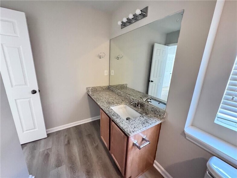 Building Photo - 3660 Roseman Landing