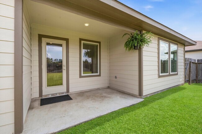 Building Photo - 12119 Bear River Dr