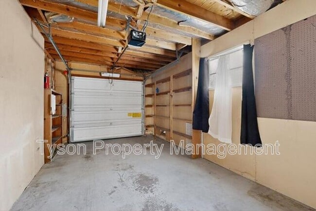 Building Photo - 6701 Zimmerman Ave NE