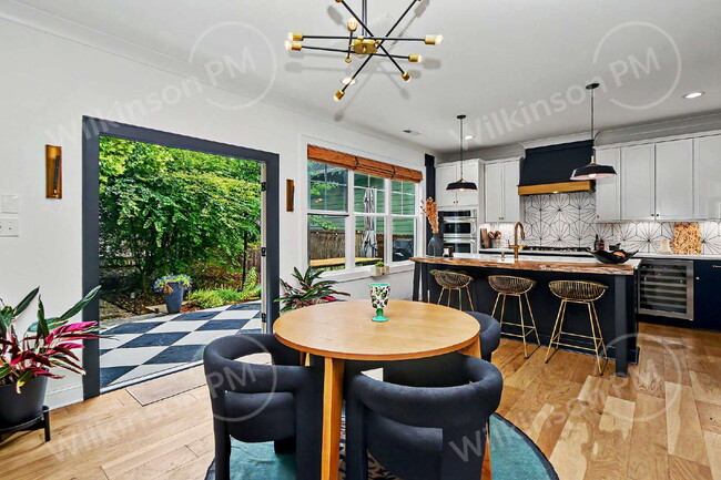 Building Photo - Luxurious & Upscale 3Br/2.5Bth, Perfect for Corporate Relocation, Professional Athlete, Successfu...