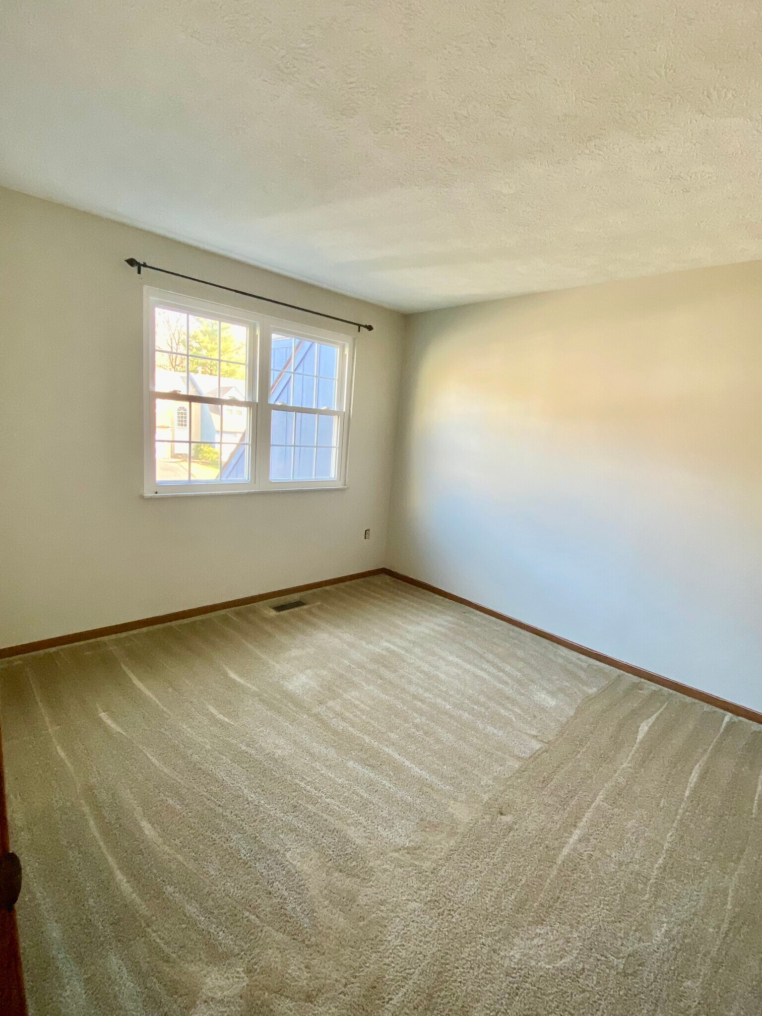 Building Photo - 30 Monmouth Dr