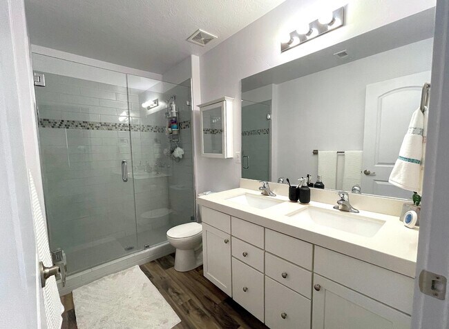 Building Photo - 1766 W Dalmeny Way