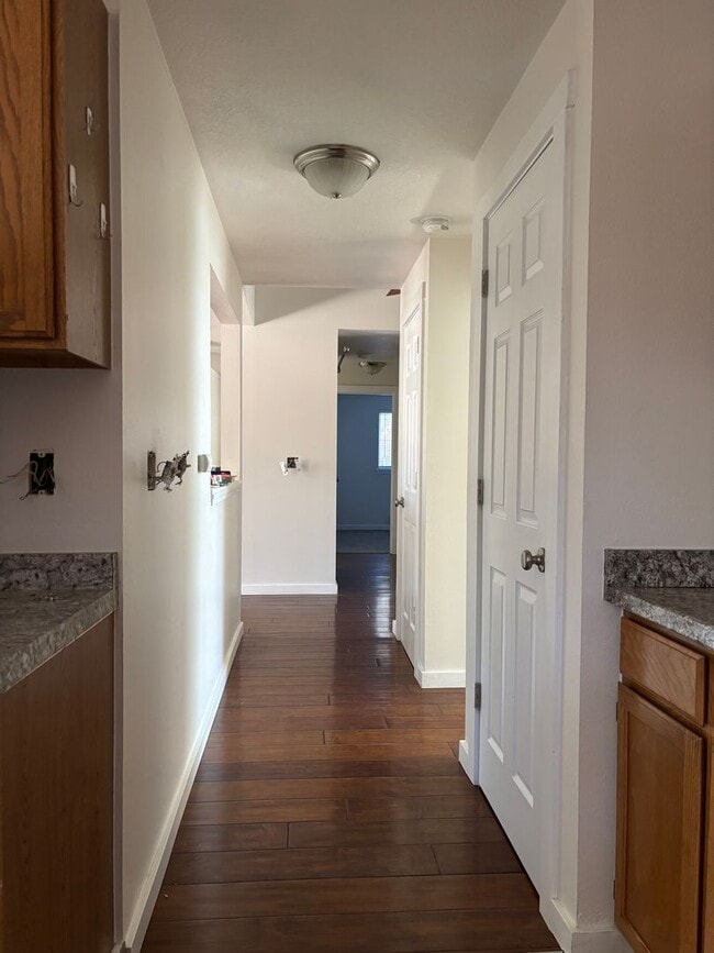 Building Photo - 3 BR/2BA Home In Tamarack Park East
