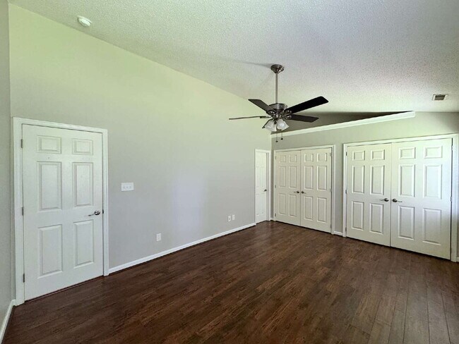 Building Photo - Gorgeous Ranch Style Home in Garner!