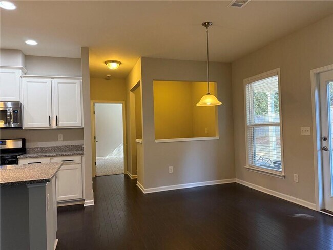 Building Photo - 414 Spring View Dr