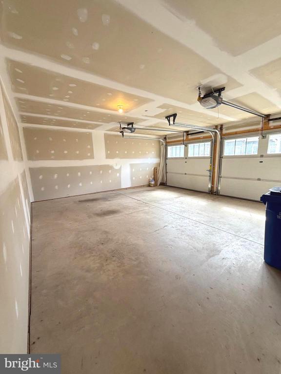 Building Photo - 1413 Woolford Wy