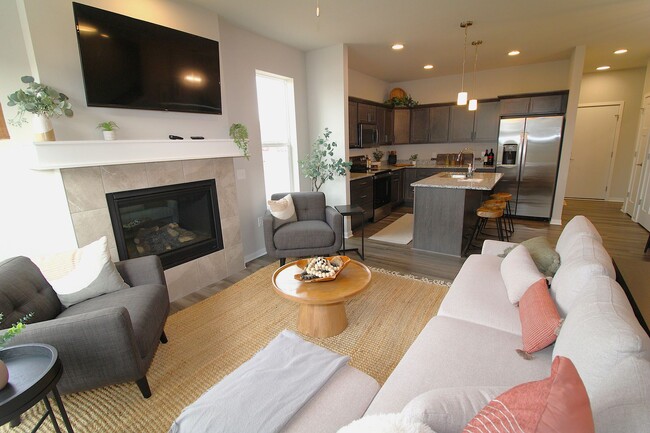 Building Photo - 4820 Suelo Rd