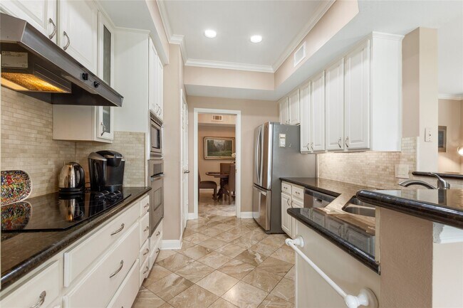 Building Photo - 457 Mariners Dr