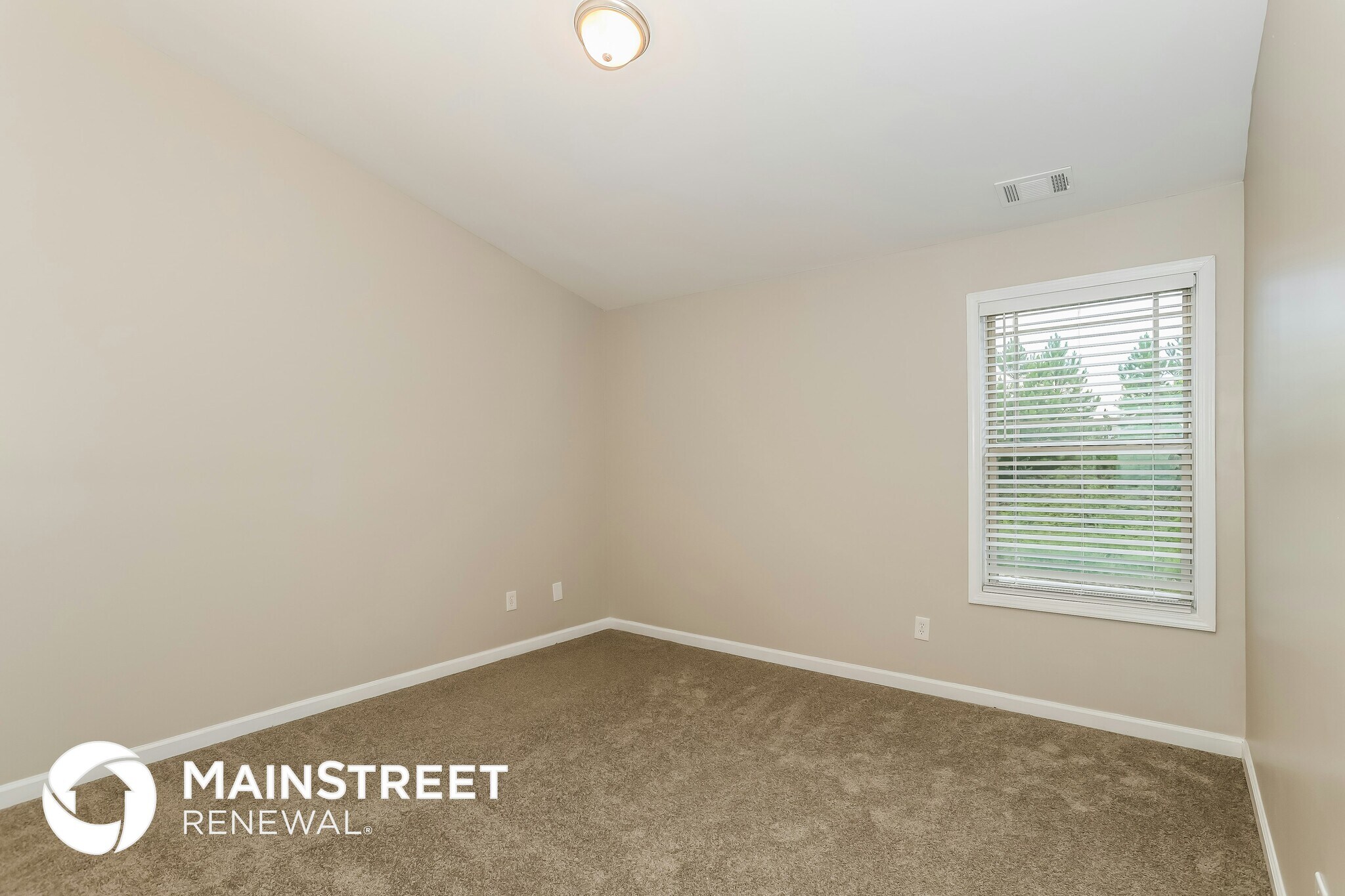 Building Photo - 1615 Chattahoochee Ct