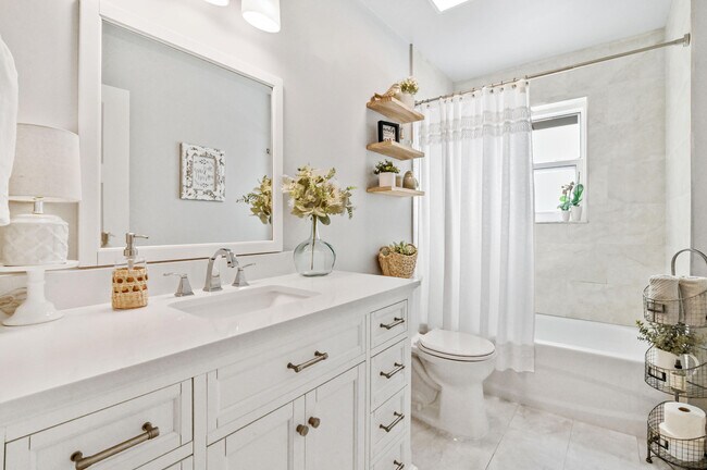 Building Photo - 6357 Terra Rosa Cir