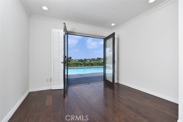 Building Photo - 3358 Red Rose Dr