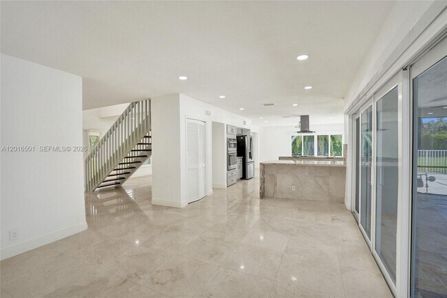 Building Photo - 4024 Frances Dr