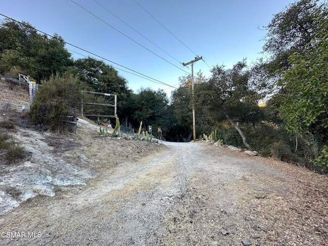 Building Photo - 1281 Old Topanga Canyon Rd