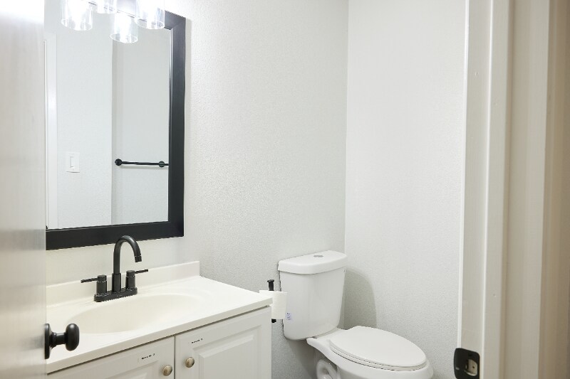 Building Photo - 1711 S 1300 E