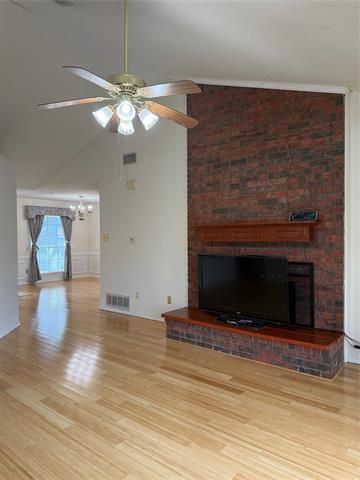 Building Photo - 4101 White Swan Dr