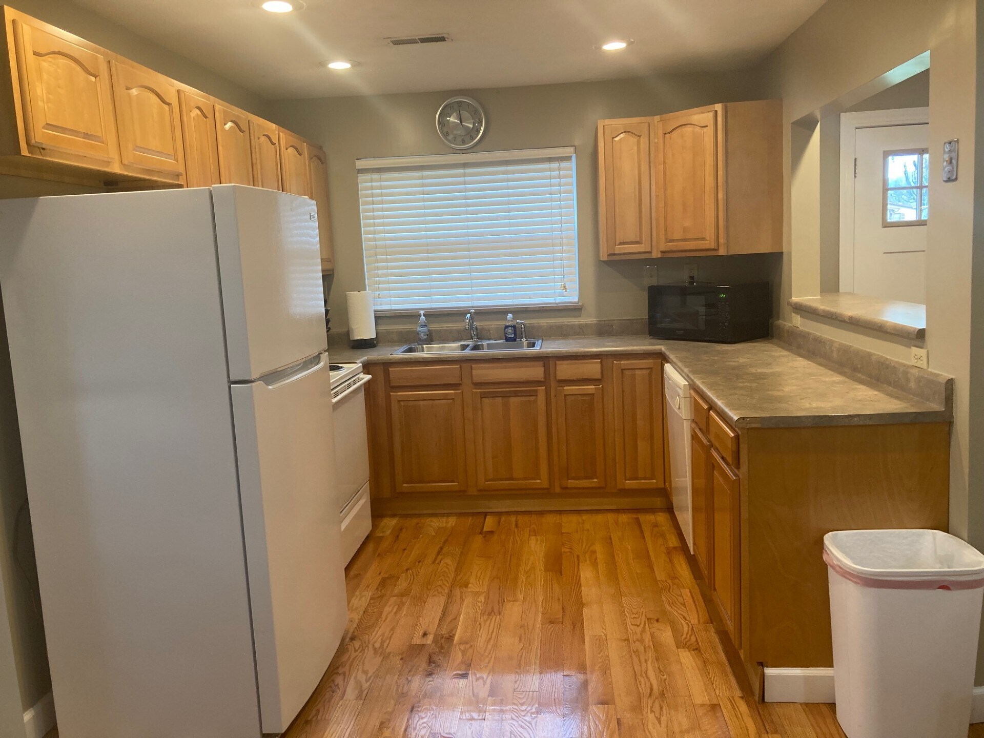 Building Photo - 4047 Martha's Vineyard