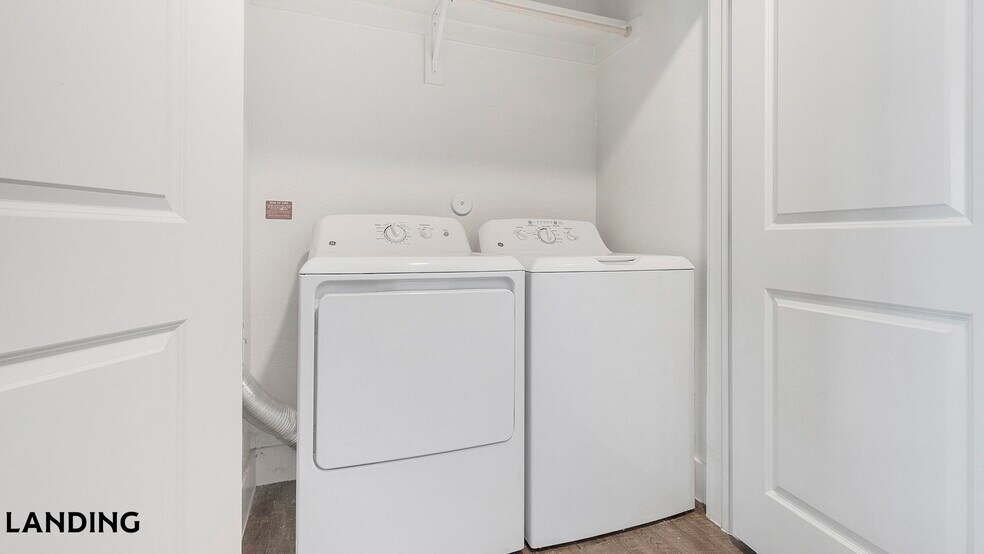 Building Photo - 20915 Wilderness Oak