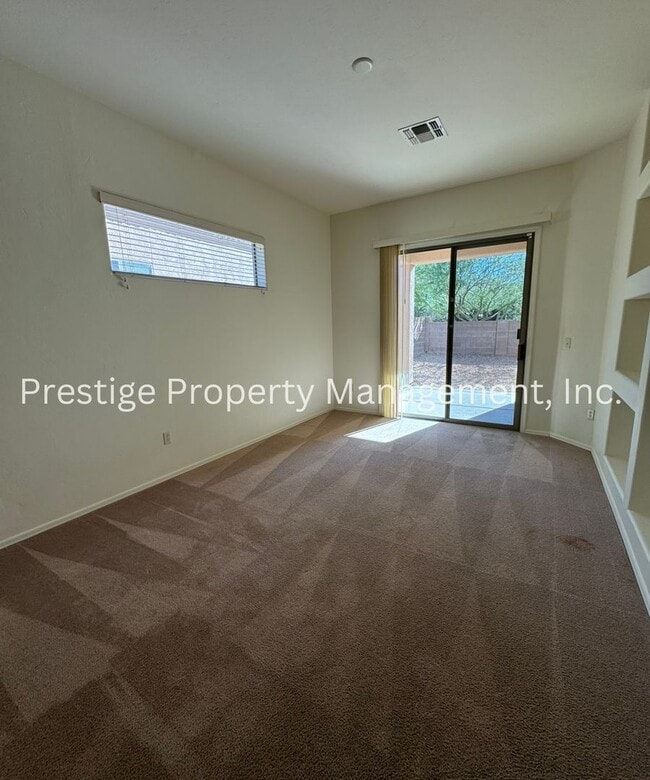 Building Photo - 3/2 Spacious Vail Home, Must See!