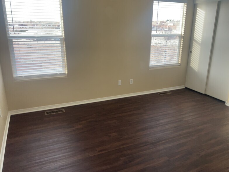 Building Photo - 5205 Caprock Dr NE