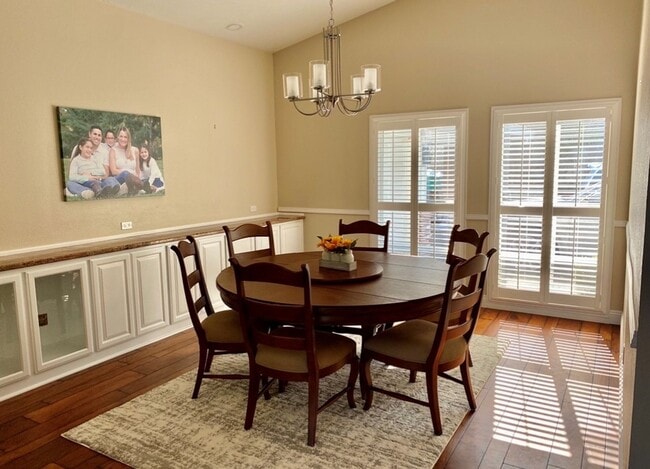 Building Photo - 18484 Chaparral Dr