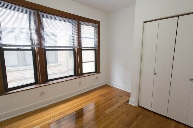 Floorplan - 5335-5345 S. Kimbark Avenue