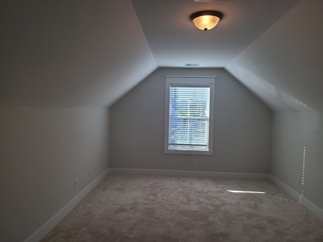 Building Photo - Four Bedroom Home on the North End of Hilton Head Island!