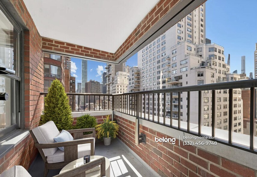 Building Photo - 301 E 64th St
