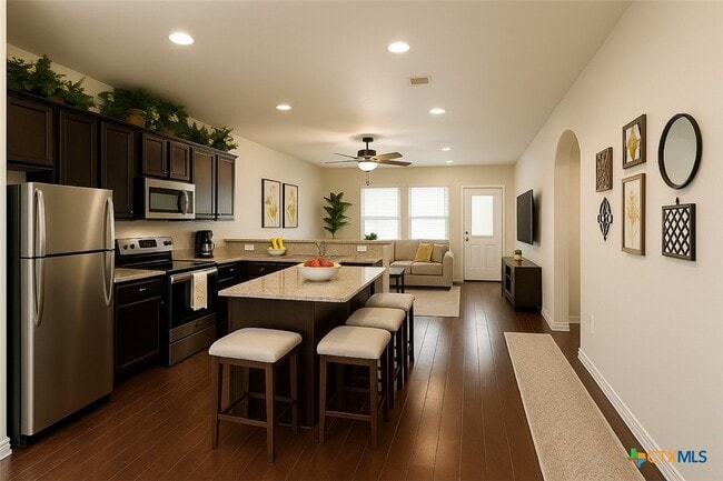 Building Photo - 1011 Tripp Ln
