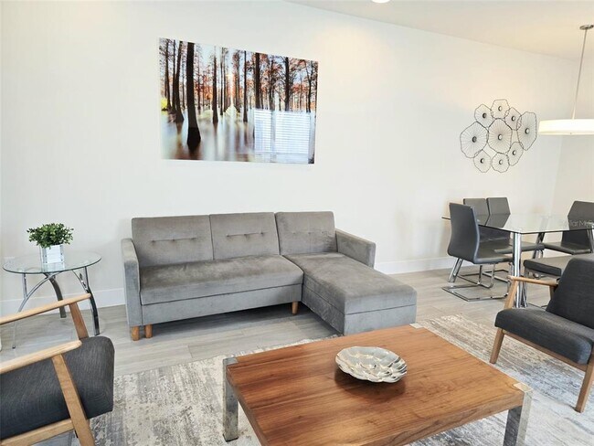 Building Photo - 17516 Hidden Forest Dr