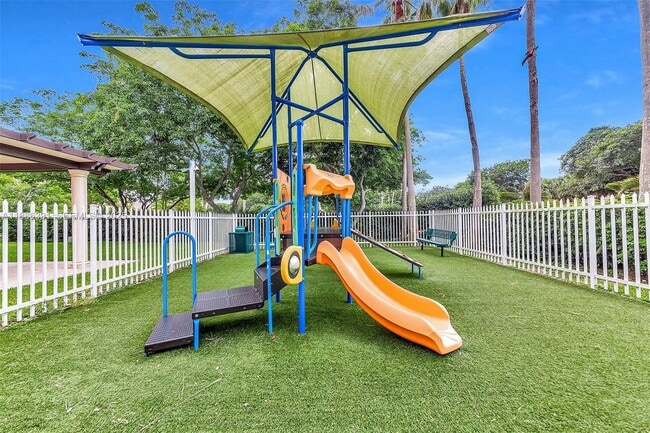 Building Photo - 15740 NW 16th Ct