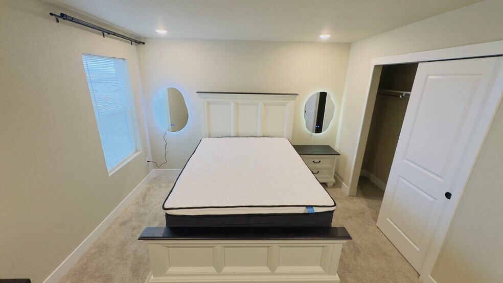 Building Photo - 5409 Sidewinder Dr