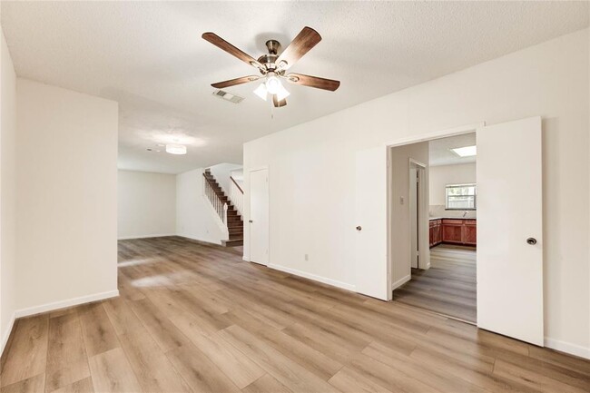 Building Photo - 2338 Bent River Dr