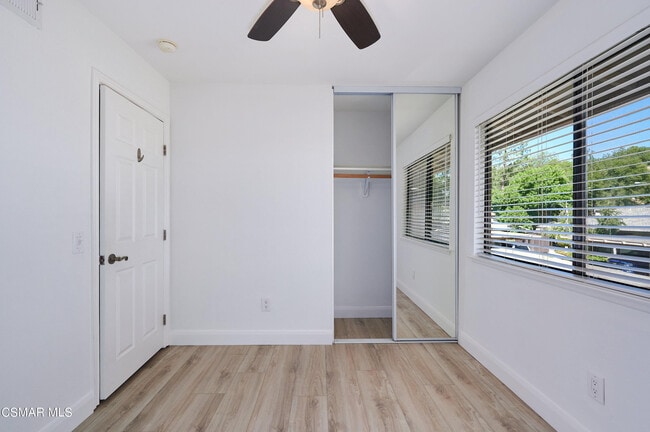 Building Photo - 28955 Oakpath Dr