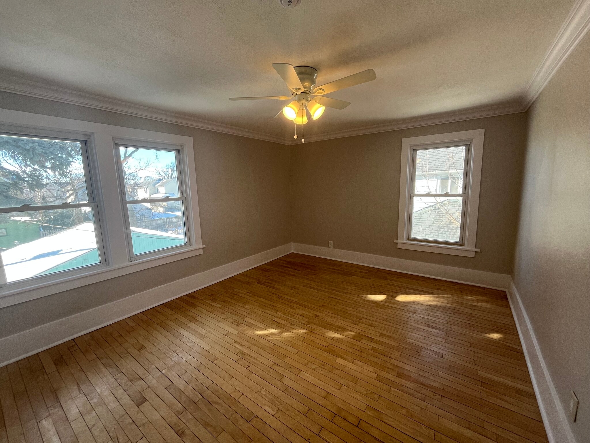 Building Photo - 180 Gillett St