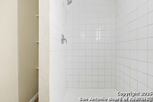 Building Photo - 1307 11th St