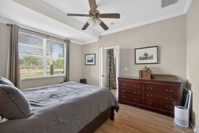 Building Photo - 3055 Grandiflora Dr