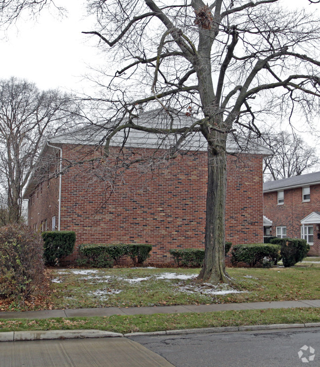 Building Photo - 42 E Helena St
