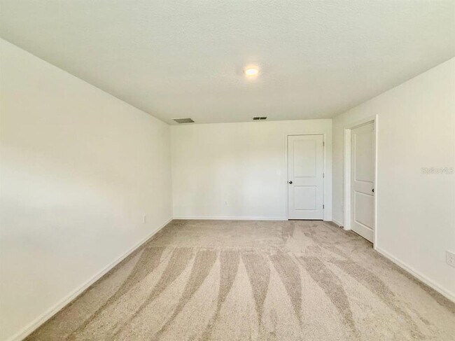 Building Photo - 10409 GOLDEN SANDS Ave