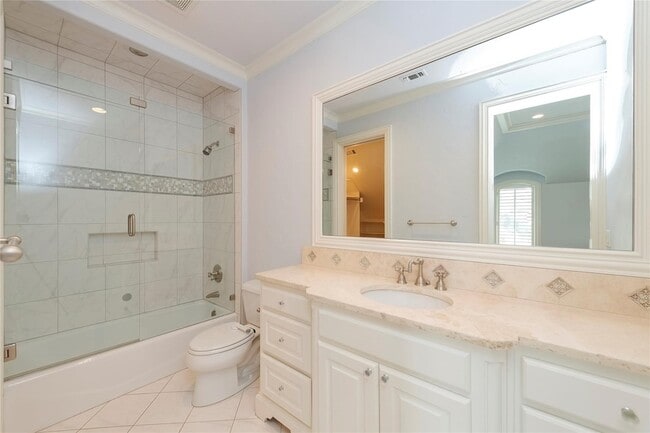 Building Photo - 4311 Brookview Dr