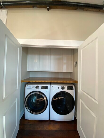 Unit B - 132 Goldsboro St SW