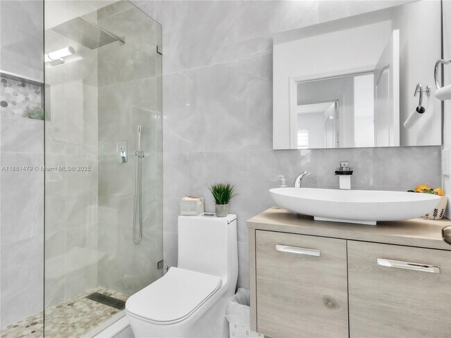 Building Photo - 3366 SW 152nd Pl