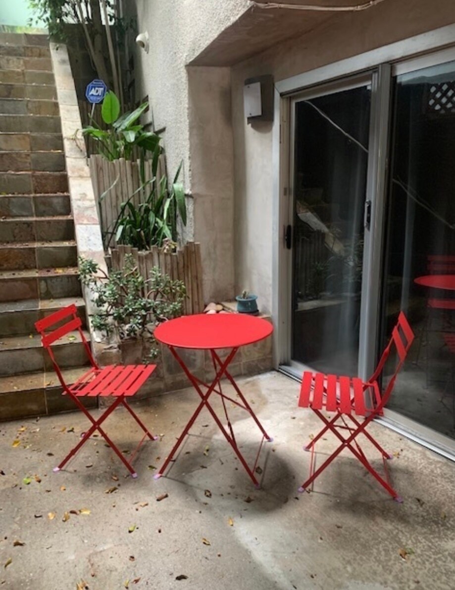 Building Photo - 368 Pershing Dr