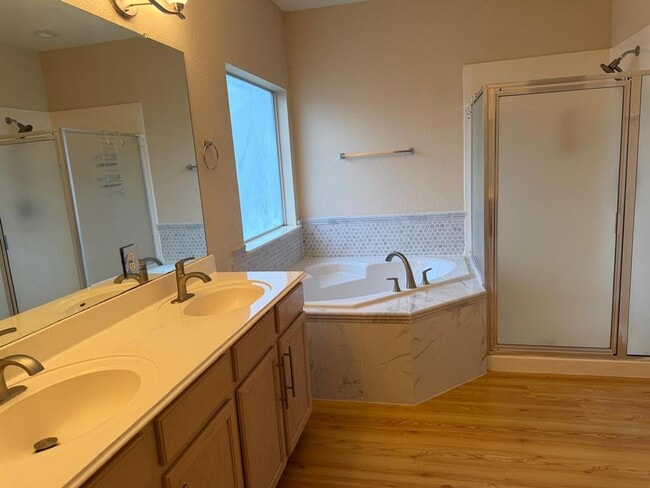 Building Photo - 13004 Coriander Dr