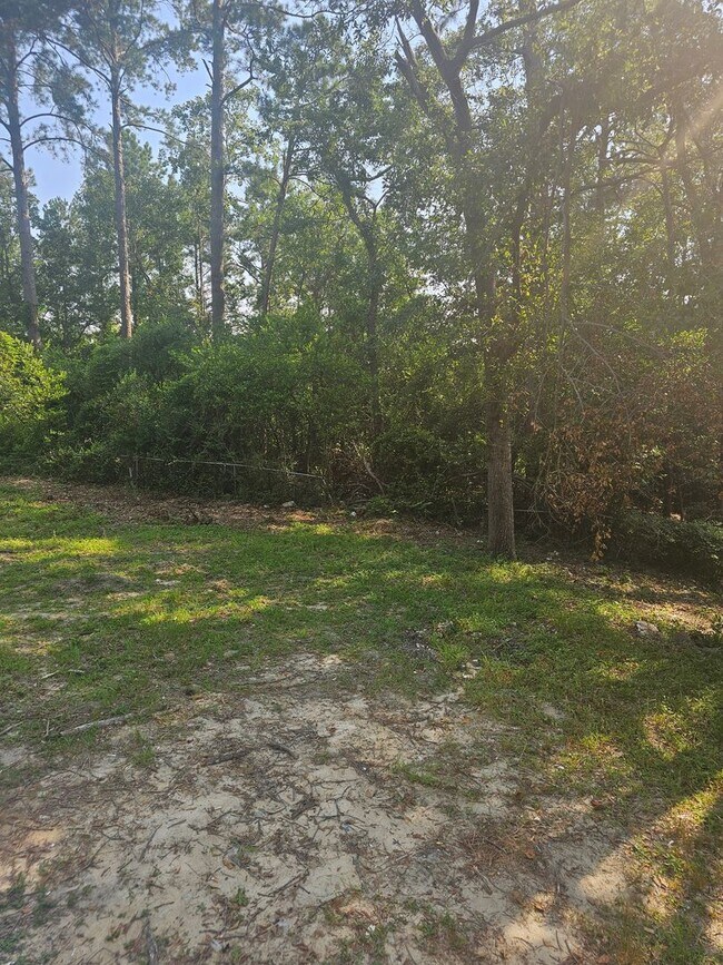 Building Photo - Totally remodeled 2BR