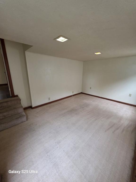 Building Photo - 820 S Locke St