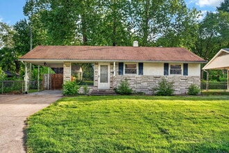 Building Photo - 710 Tyson Dr