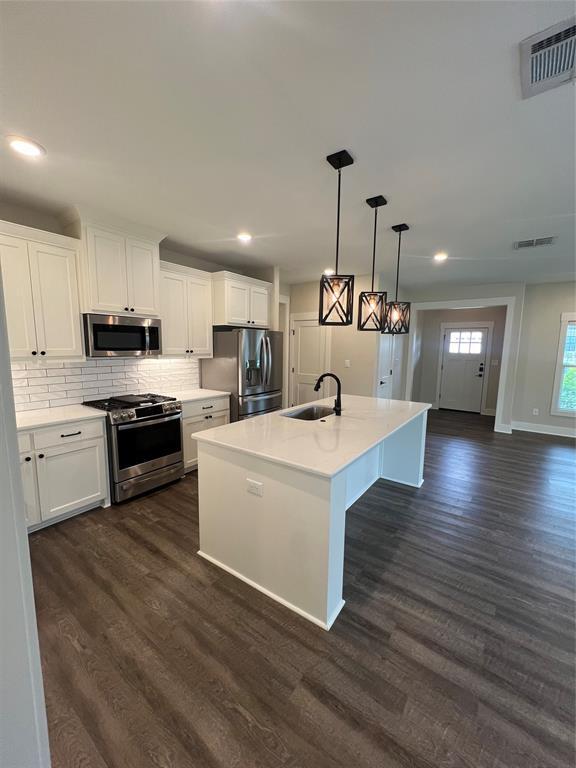 Building Photo - 412 Carneros Dr