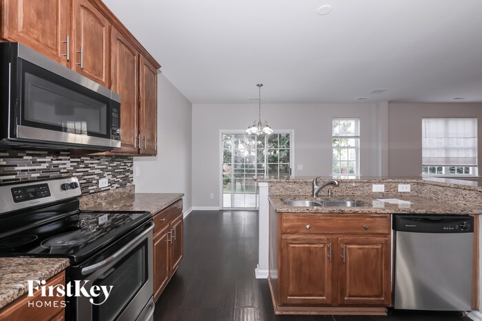 Building Photo - 9326 Longstone Ln