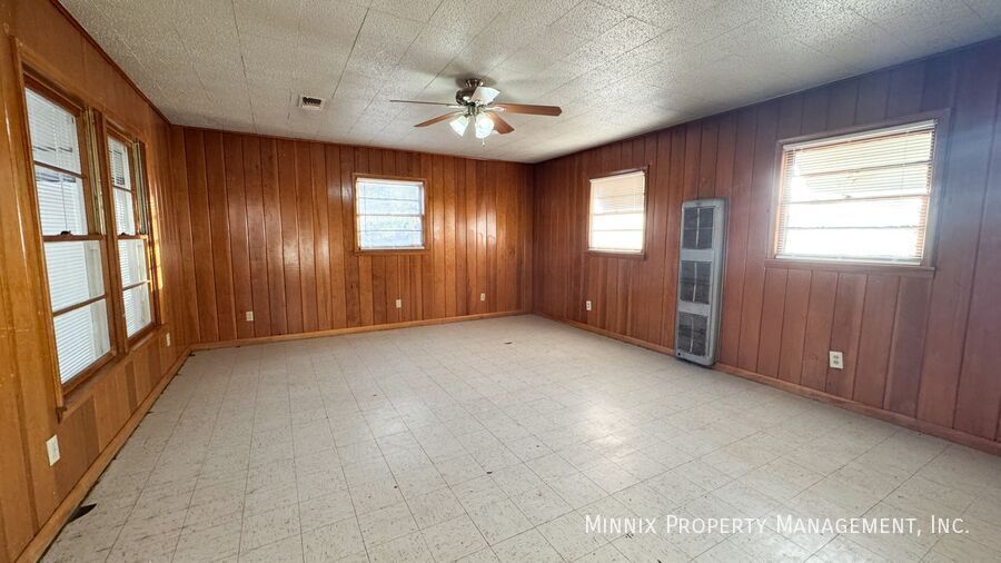 Building Photo - 4411 45th St